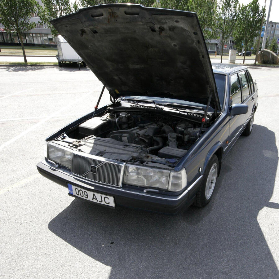 Eesti presidendi endine ametiauto aastal 2011. Foto: Urmas Oja